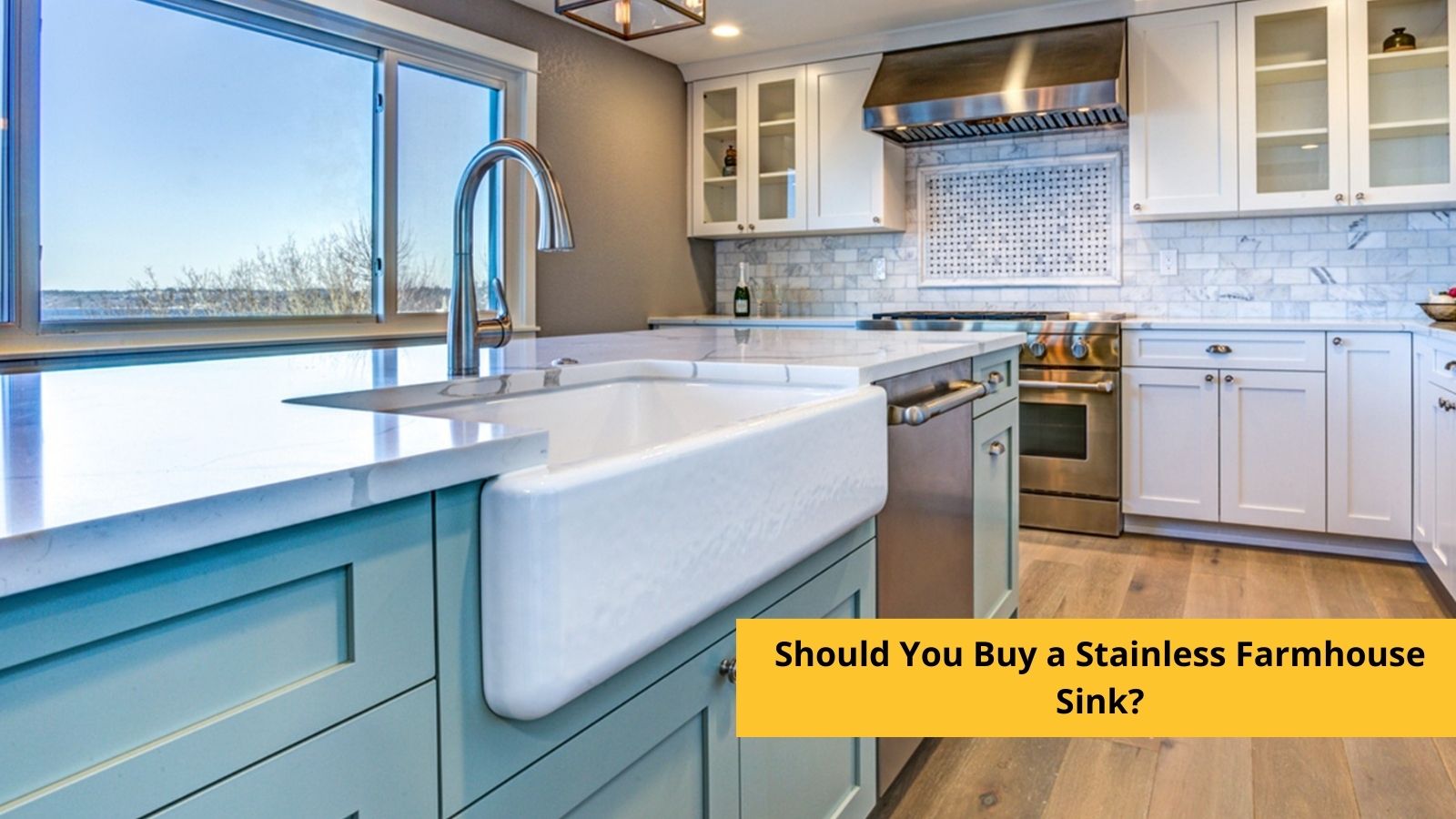 Should You Buy a Stainless Farmhouse Sink? featured image